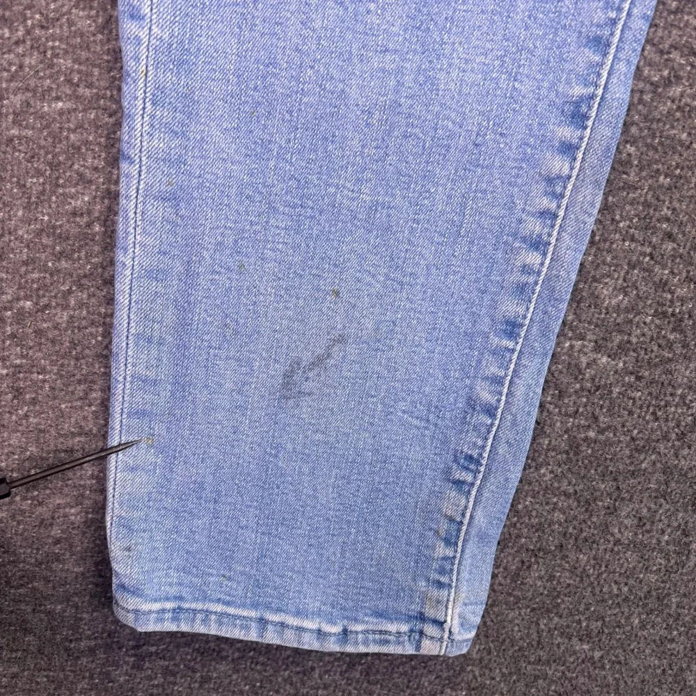 Levis Premium 511 Slim Jeans Mens 31x33 Light Wash Blue Casual Stretch Denim